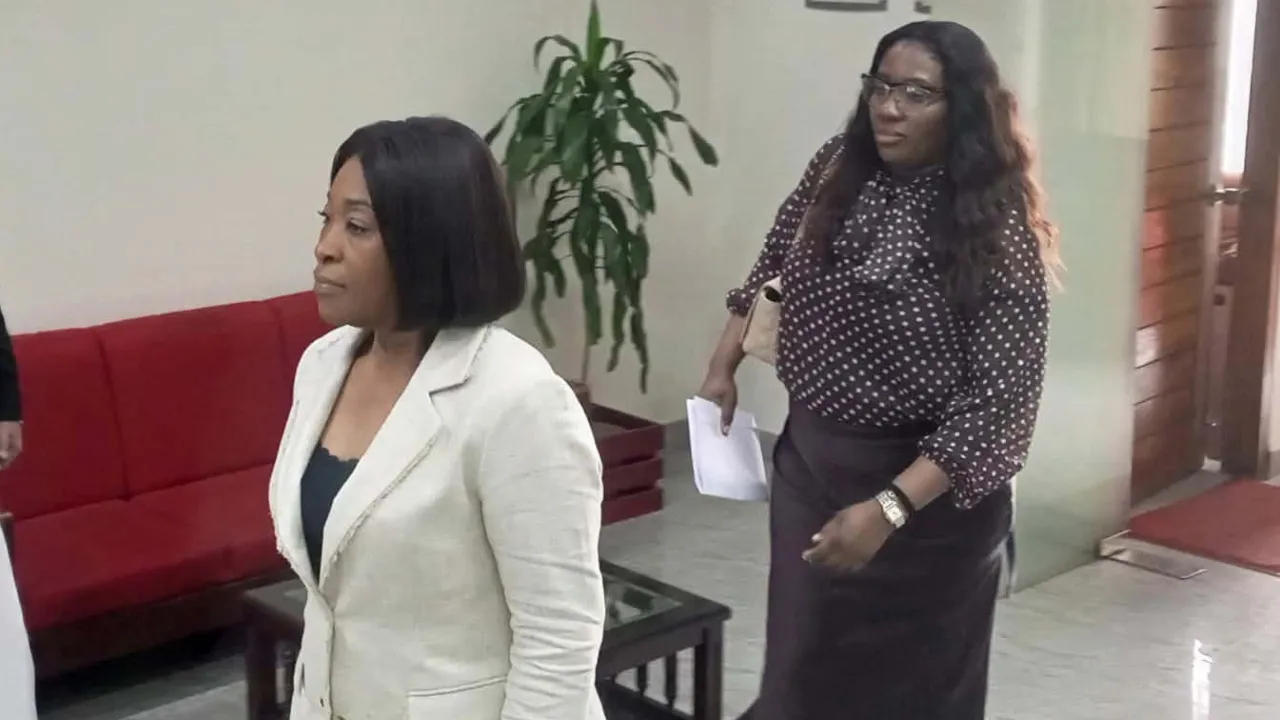 কমনওয়েলথ মহাসচিবের সঙ্গে বৈঠকে সিইসি