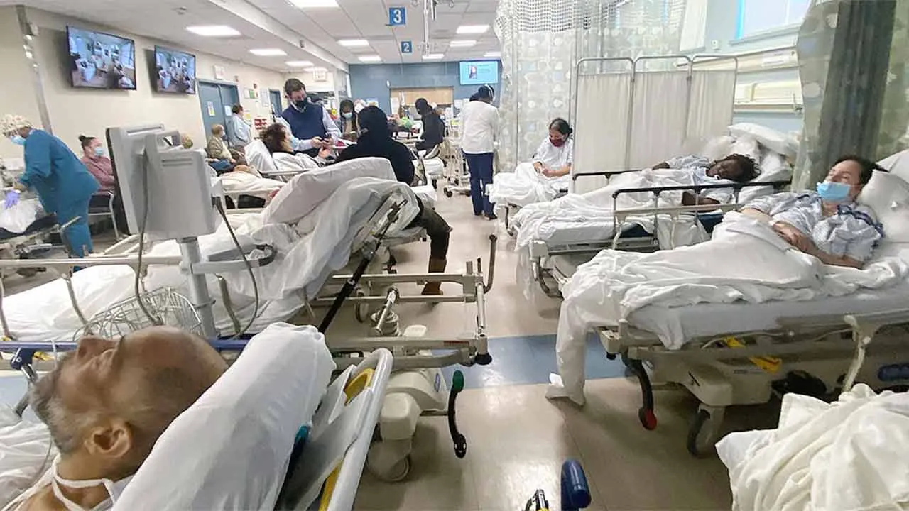 বিশ্বজুড়ে ফের বাড়ছে করোনা, সতর্কবার্তা ডব্লিউএইচওর