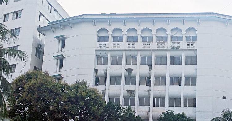 অ্যাটর্নি জেনারেল কার্যালয়ের ৭০ আইন কর্মকর্তার পদত্যাগ