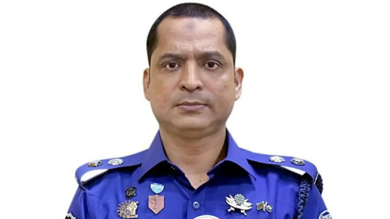 কক্সবাজারের এসপি রহমত উল্লাহকে স্ট্যান্ড রিলিজ