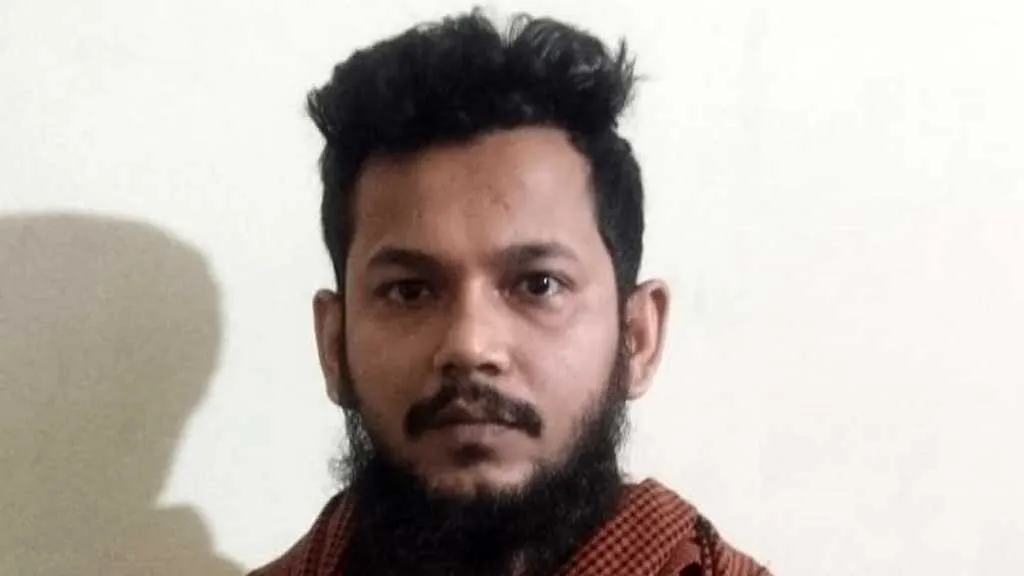 কক্সবাজারে মাকে ‘কুপিয়ে হত্যার’ পর থানায় হাজির যুবক