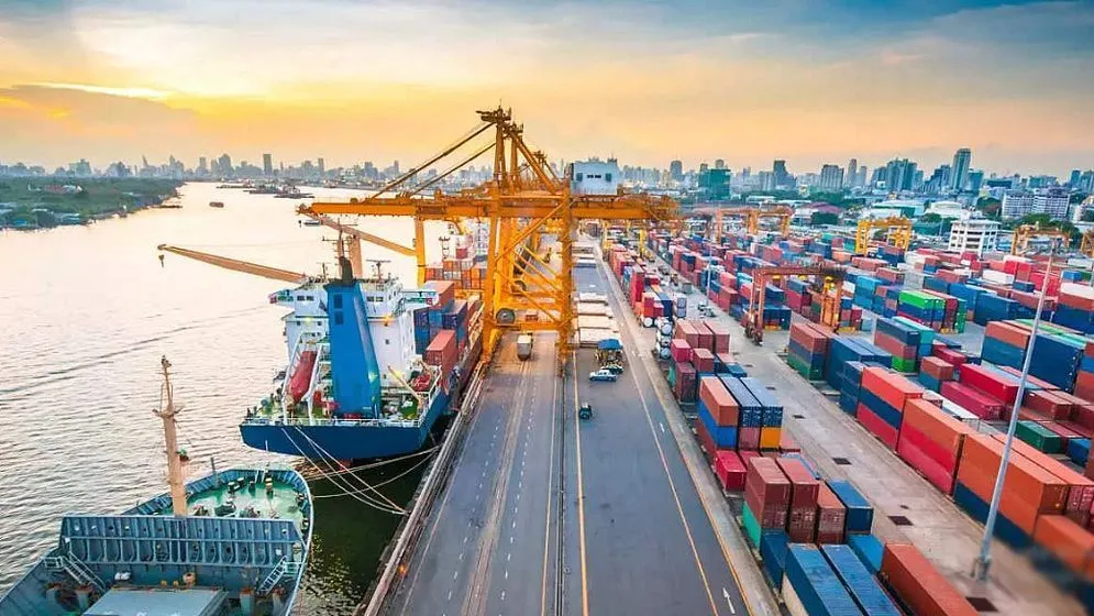 বিপুল ডিজেল নিয়ে চট্টগ্রাম বন্দরে আসছে ৪ জাহাজ