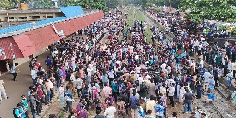 চট্টগ্রামে শিক্ষার্থীদের সঙ্গে ছাত্রলীগের সংঘর্ষ