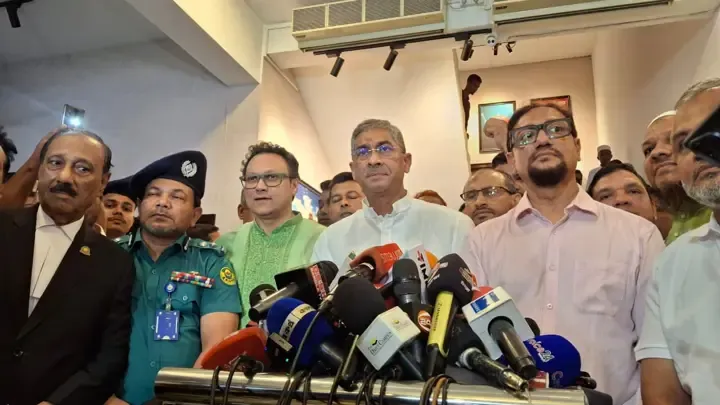 আ.লীগ সমাজে অরাজকতা সৃষ্টির চেষ্টা করছে