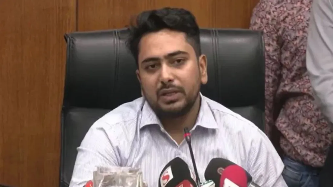 বাংলাদেশকে নিয়ে ষড়যন্ত্র হচ্ছে : উপদেষ্টা নাহিদ