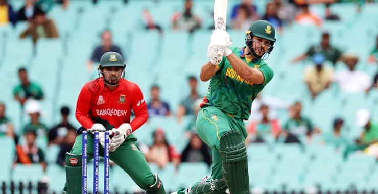 বৃষ্টিতে থামলো দক্ষিণ আফ্রিকার ব্যাটিং তাণ্ডব