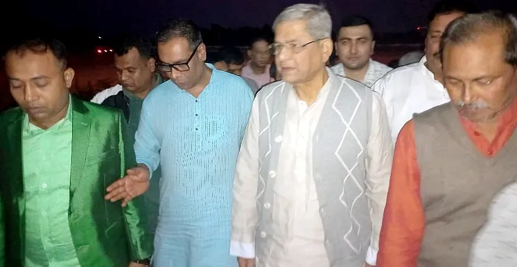 রাজশাহী পৌঁছেছেন মির্জা ফখরুল