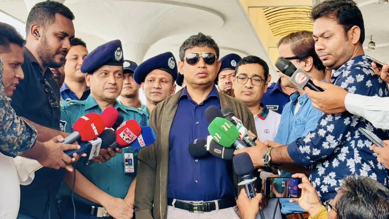 নেপালের পথে ডিবিপ্রধান
