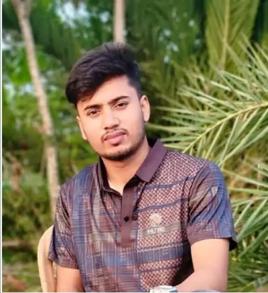 গার্মেন্টস কর্মীর মরদেহ রেললাইনের পাশে