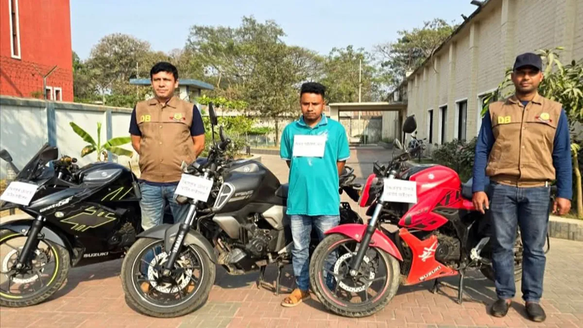 আখাউড়ায় ‘ডেভিল ব্রেথ’ চক্রের সদস্য গ্রেফতার, উদ্ধার ৩টি মোটরসাইকেল
