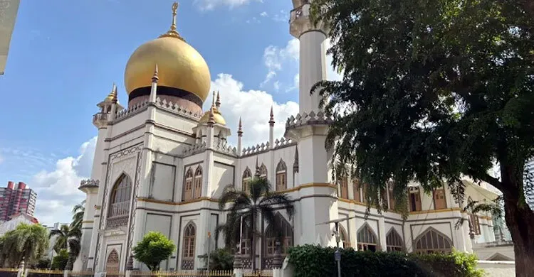 জুমায় দ্রুত উপস্থিত হওয়ার ফজিলত