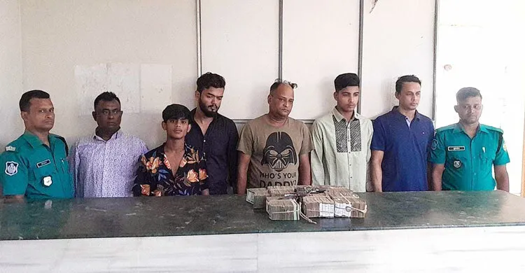 ফ্ল্যাট বিক্রির নামে ৭২ লাখ টাকা লুট, আটকে রাখা হয় পুরো পরিবার