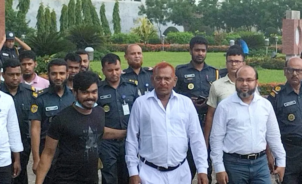 ৩২ বছর পর কারামুক্ত ‘জল্লাদ’ শাহজাহান