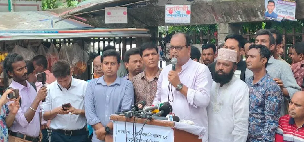 দেশে তীব্র রাজনৈতিক সংকট চলছে : দুদু