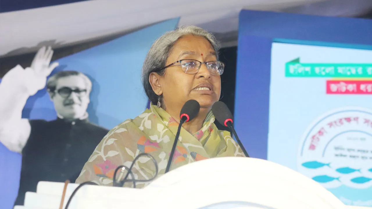 জেলেদের খাদ্য সহায়তা আরও বাড়ানো হবে : সমাজকল্যাণমন্ত্রী