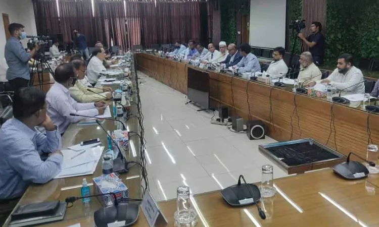 নির্বাচনে অংশ নিতে সব দলকে বারবার আহ্বান জানাচ্ছি : সিইসি