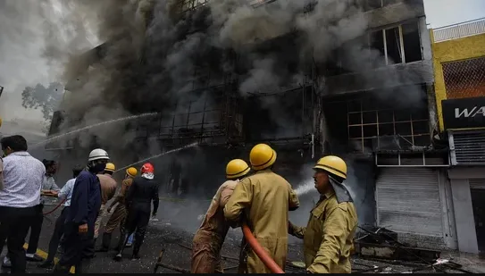 নয়া দিল্লিতে ভয়াবহ অগ্নিকান্ডে নিহত ৭