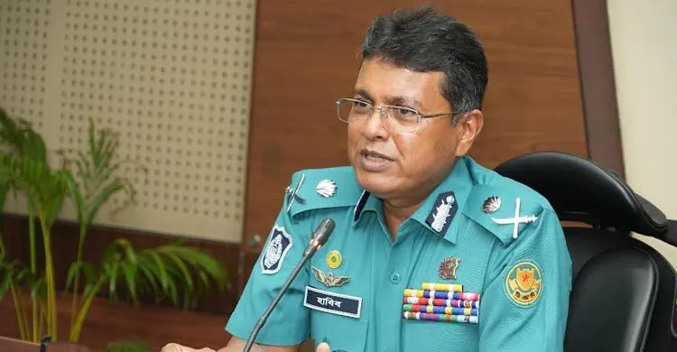 কাঁচা চামড়া পাচার রোধে চেকপোস্ট, চাঁদাবাজি করলে কঠোর ব্যবস্থা :ডিএমপি কমিশনার