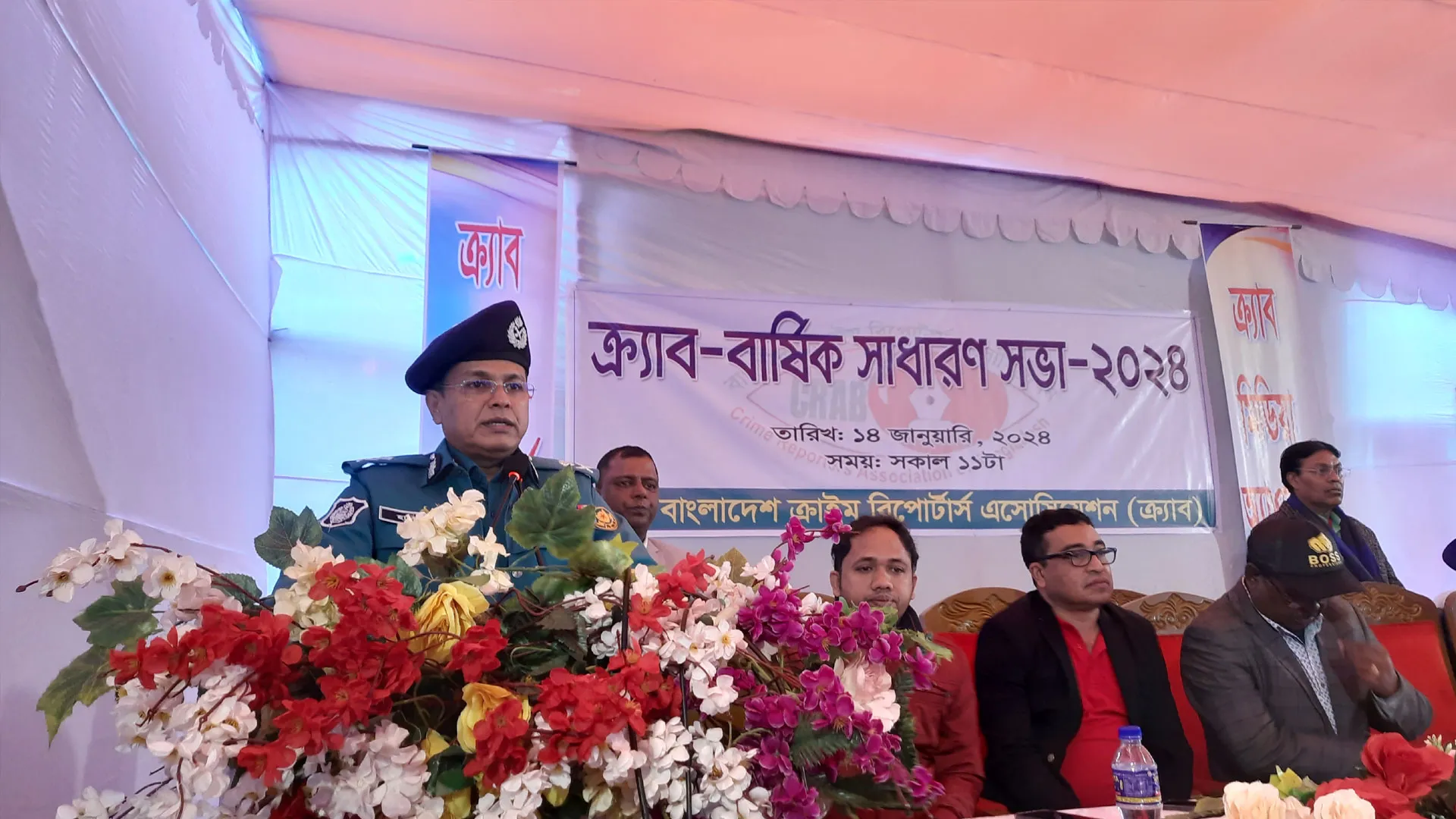 পুলিশ-সাংবাদিক মিলে অপরাধমুক্ত সমাজ গড়ে তুলব: ডিএমপি