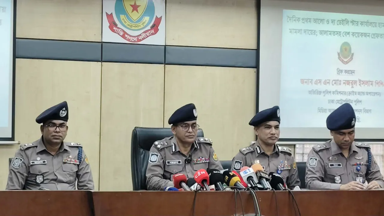 প্রথম আলোয় হামলা-ভাঙচুরের ঘটনায় ১৭ জন গ্রেপ্তার, ৩১ জন শনাক্ত