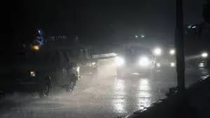 রাজধানীসহ দেশের বিভিন্ন অঞ্চলে কালবৈশাখীর তাণ্ডব