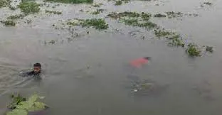 পুকুরে ভাসছিল দুই শিশুর লাশ