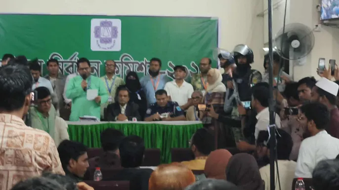 ডাকসুর পর জাকসু নির্বাচনেও ভূমিধস জয়, ভিপি ছাড়া ২৪ পদের ২০টিতেই বিজয়ী শিবির