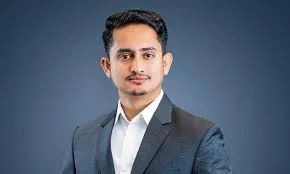সারজিসের বিরুদ্ধে আদালত অবমাননার অভিযোগ দাখিল