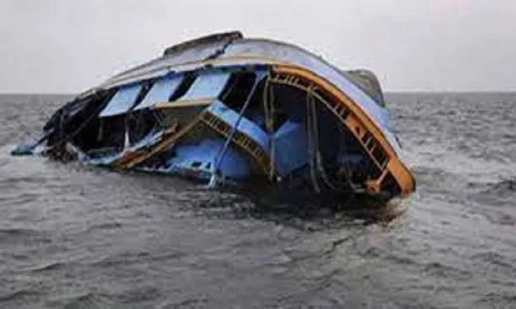 নাইজেরিয়ায় নৌকাডুবি, নিহত ১০