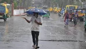 কমেছে বৃষ্টিপাত, বাড়ছে তাপমাত্রা