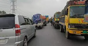 ঢাকা-টাঙ্গাইল মহাসড়কে ১৪ কিলোমিটার যানজট