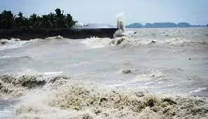 সাগরে লঘুচাপ, সারা দেশে বজ্রসহ বৃষ্টির পূর্বাভাস