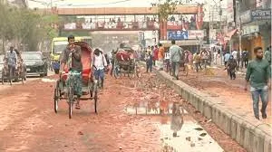 নিউমার্কেটে আজও দোকানপাট বন্ধ