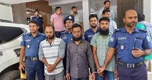 পুলিশ দম্পতিকে অপহরণ করে মুক্তিপণ আদায়, গ্রেপ্তার ৩