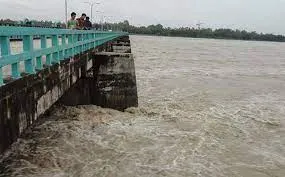 আবারও বাড়ছে তিস্তার পানি