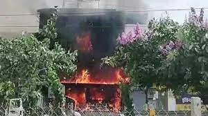 ভারতে হাসপাতালে অগ্নিকাণ্ড, নিহত ৮