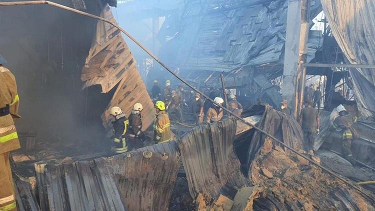 Rescuers dig for survivors of Russian missile strike on Ukrainian shopping mall