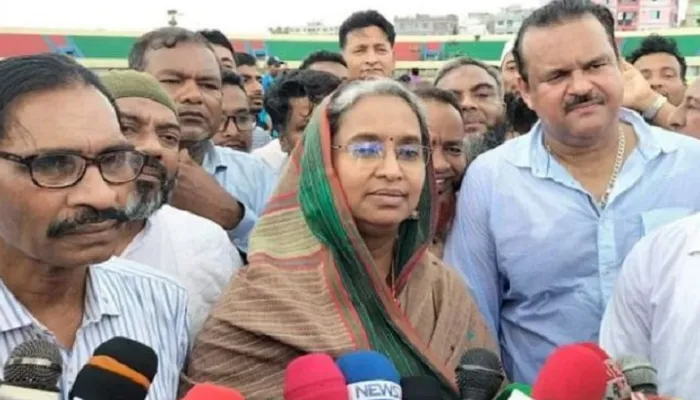 কোনো শিক্ষক নিজ ক্লাসের শিক্ষার্থীদের কোচিংয়ে পড়াতে পারবেন না
