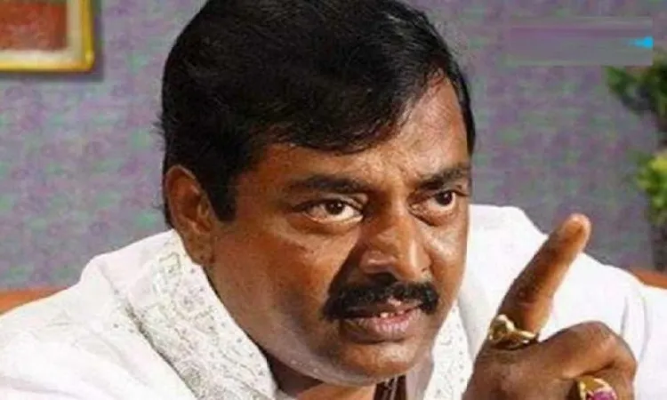 চলচ্চিত্রে দিতে এসেছি : ডিপজল