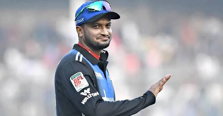 সন্ধ্যায় রংপুরের খেলা, বিকেলে দল বদল সাকিবের
