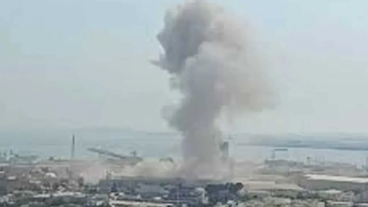 কুয়েত বিমানবন্দরে ড্রোন হামলায় ৪ বাংলাদেশি আহত