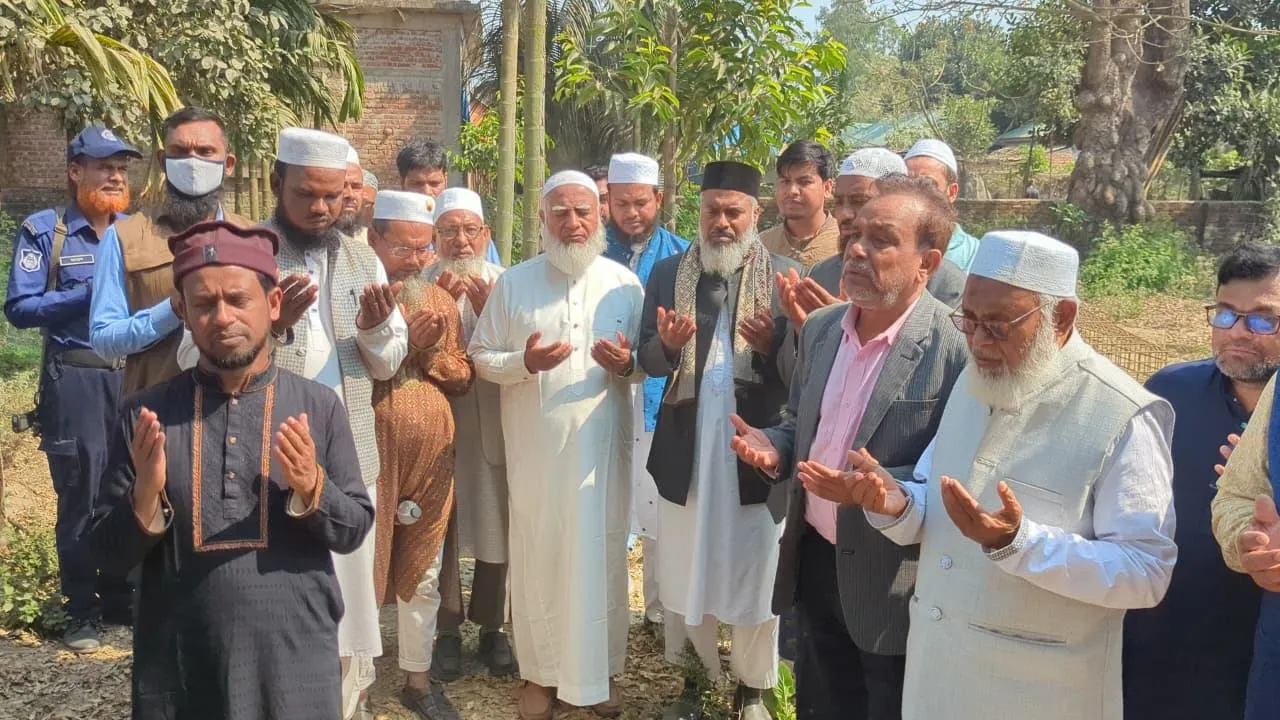 রিকশাচালক কর্মীর পরিবারের ভরণপোষণের দায়িত্ব নিলেন আমীরে জামায়াত
