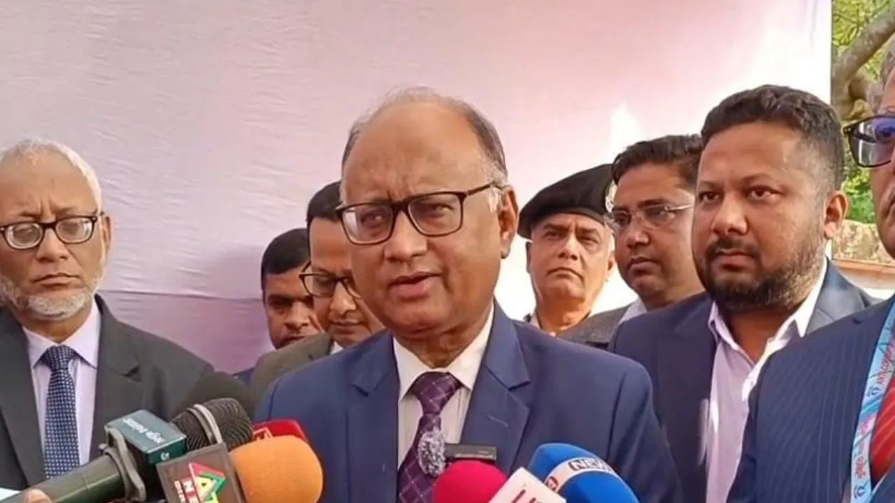 নির্বাচনী হলফনামায় বিদেশি সম্পদের বিবরণীও বাধ্যতামূলক : দুদক চেয়ারম্যান