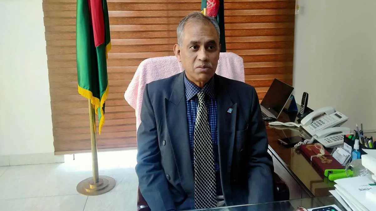 আসন শূন্য ঘোষণার ৯০ দিনের মধ্যে নির্বাচন : ইসি আলমগীর