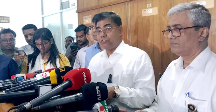 সংসদ ভোটে থাকছে নয় লাখের বেশি ভোট কর্মকর্তা