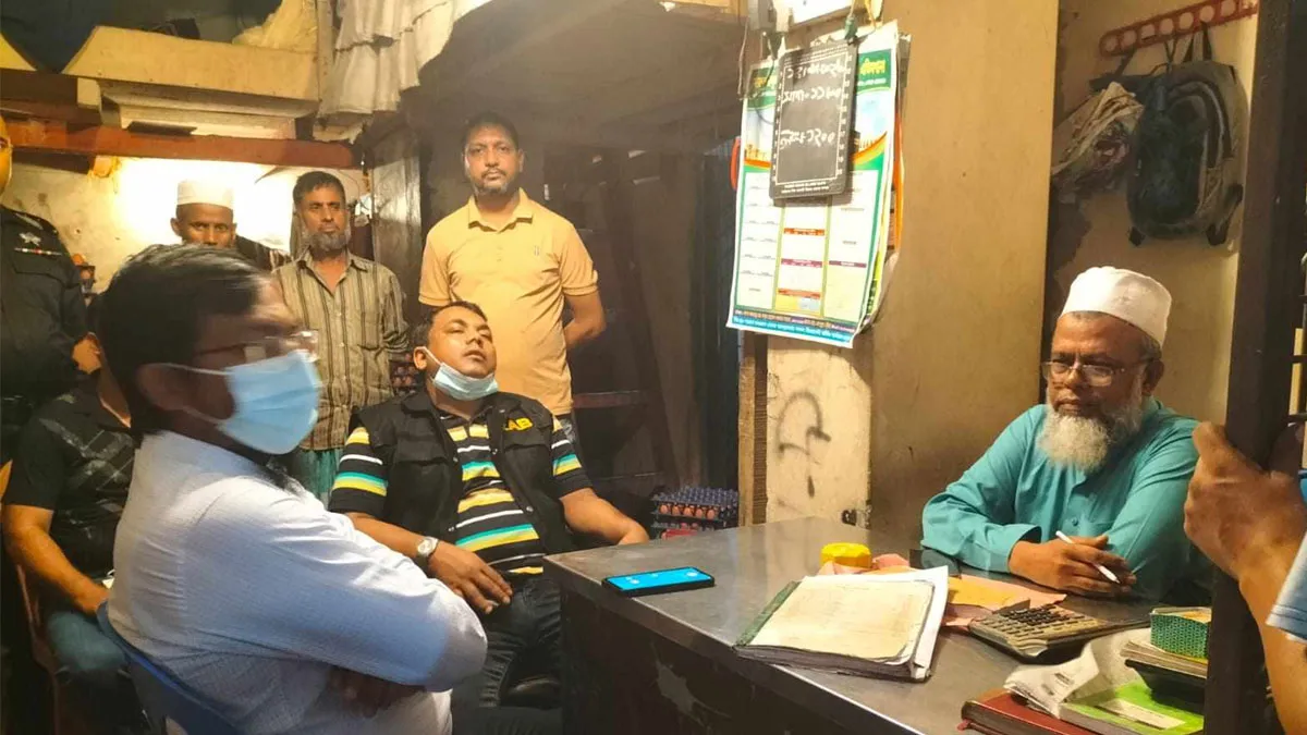 ডিমের দাম নিয়ন্ত্রণে রাজধানীতে র‍্যাবের অভিযান