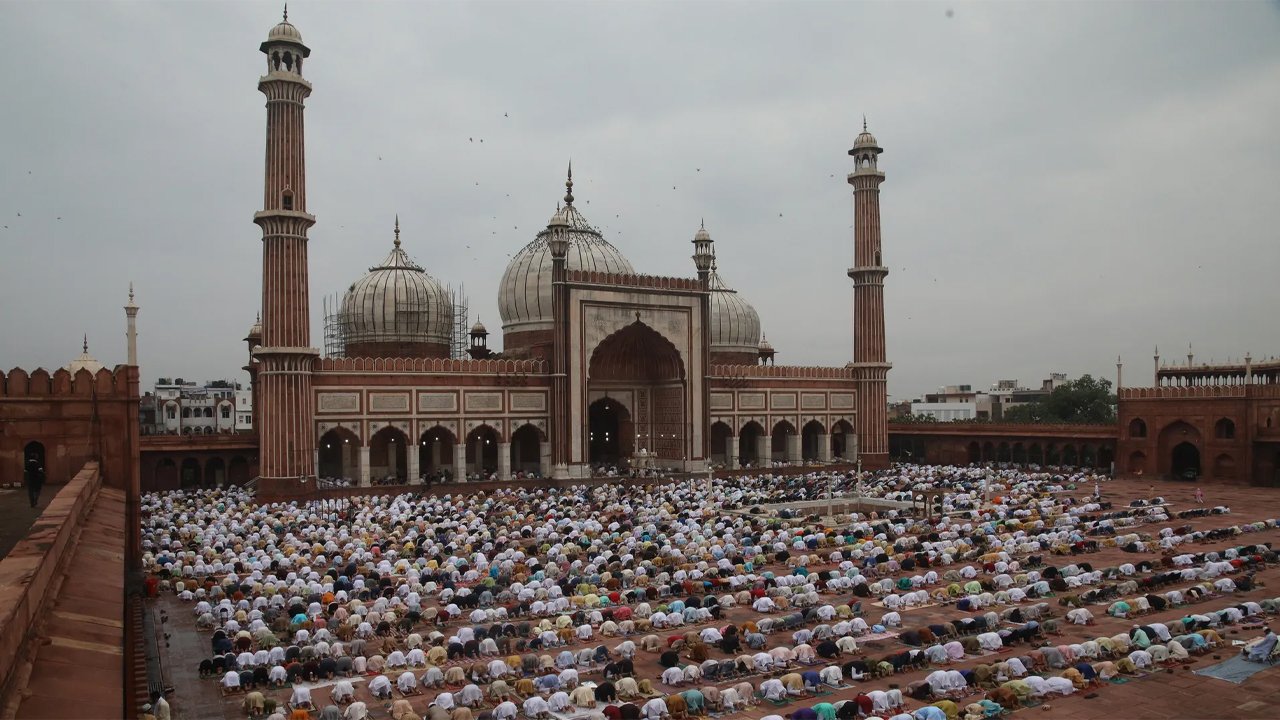 eid-prayer-dhakapost-20250330115539 (1)