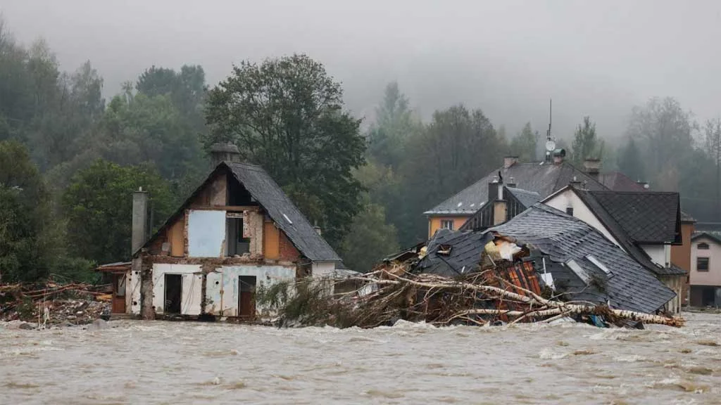 europe-flood-160924-01-1726486563