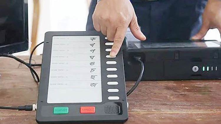 EVM will be used in 50-70 seats in nat'l polls