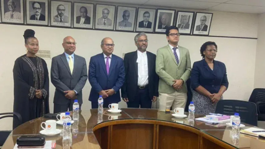 অ্যাটর্নি জেনারেলের সঙ্গে কমনওয়েলথের নির্বাচন পর্যবেক্ষক দলের বৈঠক